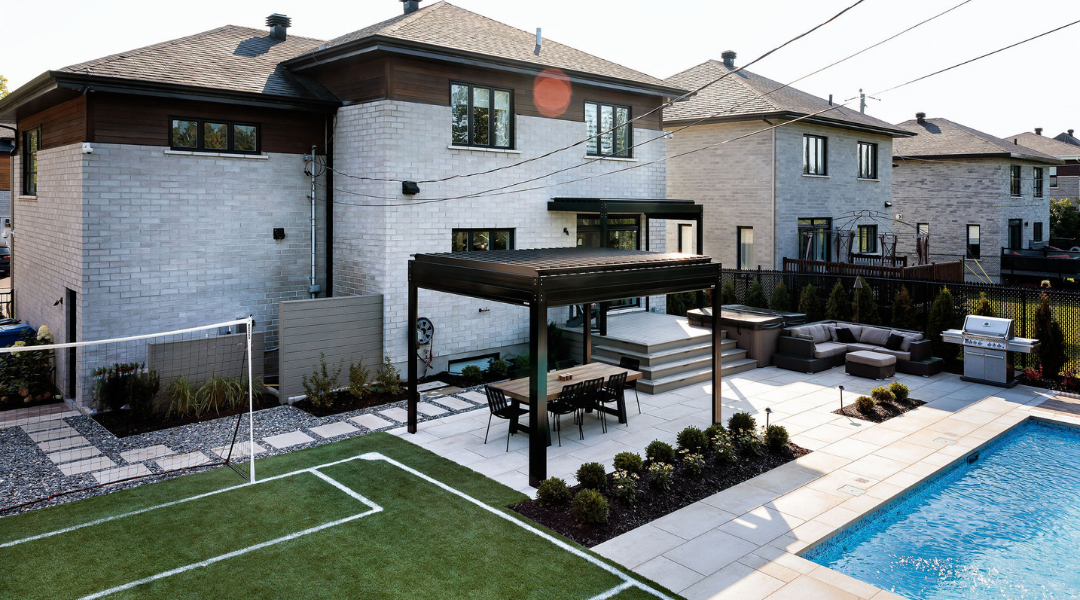 Manual vs. motorized patio screens for a residential outdoor space